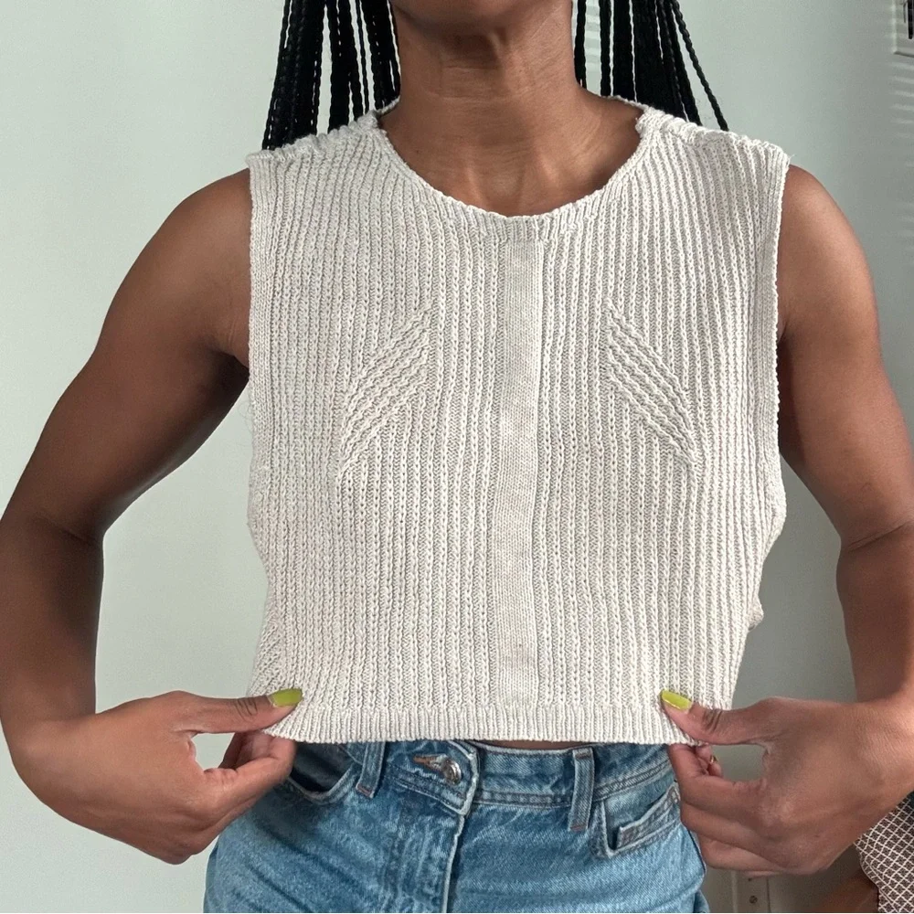 Cream Cropped Sweater Vest - Picture 9 of 13